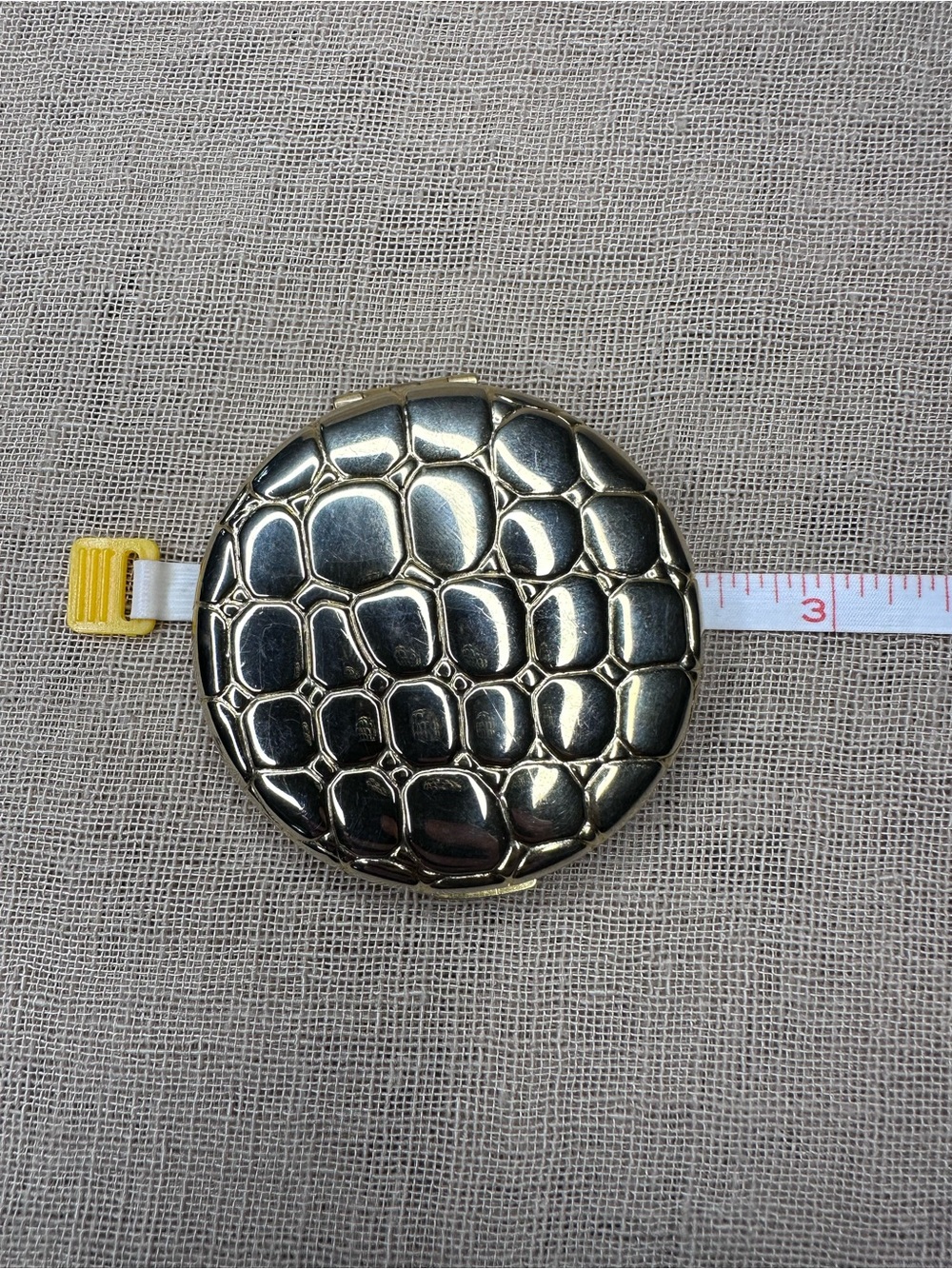 VTG Estée Lauder "Golden Alligator" Lucidity Powder Compact - Picture 6 of 6